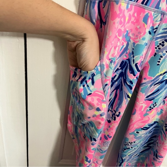 Lilly Pulitzer Luxletic Leggings XS Pink Blue Print Q - Picture 2 of 12